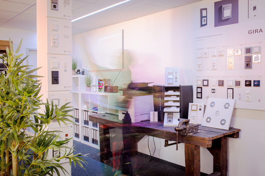 Ladenbereich vor Ort bei Elektro Kapser in Bergkirchen